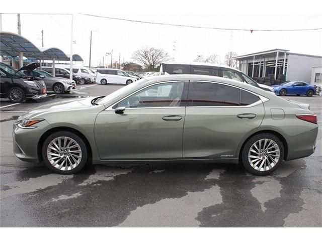 TOYOTA LEXUS ES300H 2019 Image 31