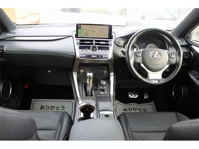 TOYOTA LEXUS NX300 2017 Image 31