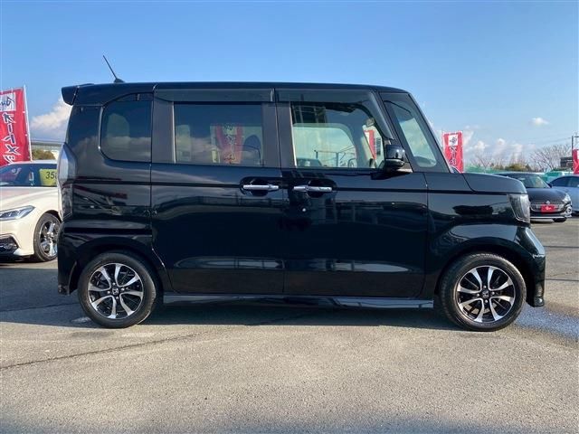 HONDA N BOX CUSTOM 2018 Image 31