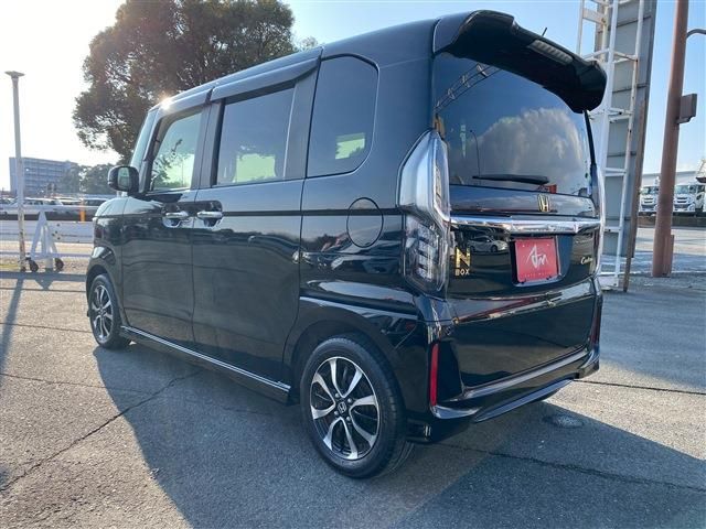 HONDA N BOX CUSTOM 2018 Image 31