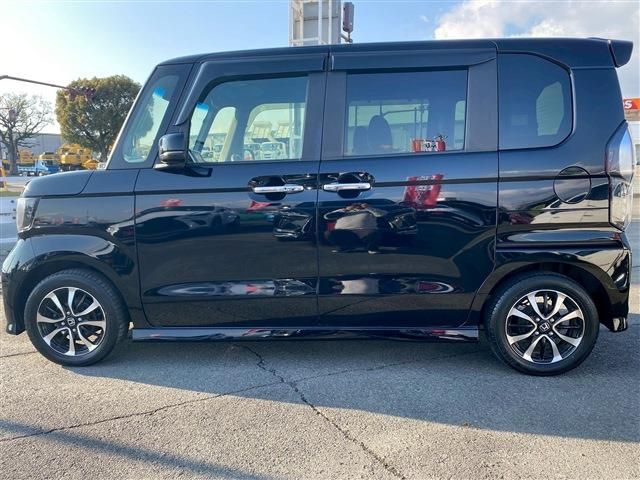 HONDA N BOX CUSTOM 2018 Image 31