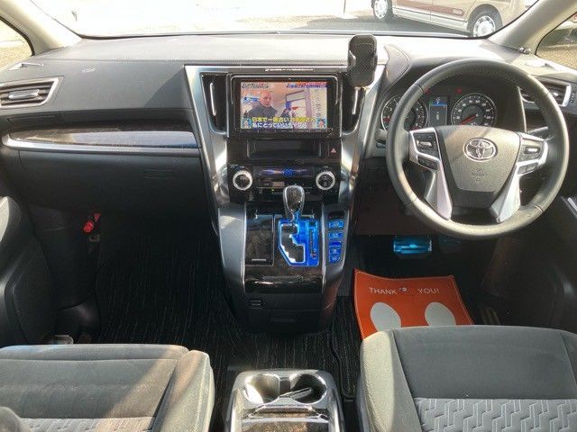 TOYOTA VELLFIRE 2015 Image 31