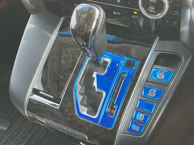 TOYOTA VELLFIRE 2015 Image 31