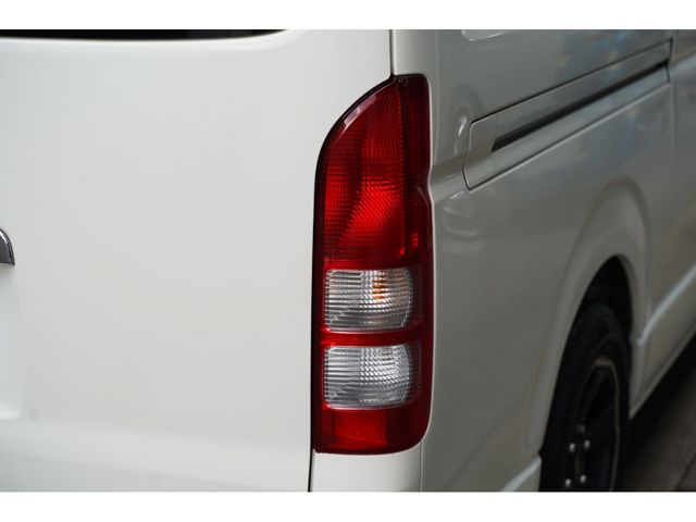 TOYOTA REGIUSACE VAN 4WD 2009 Image 31