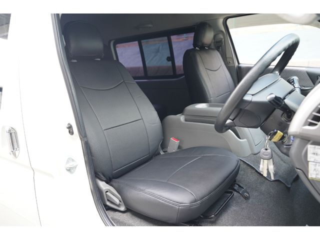 TOYOTA REGIUSACE VAN 4WD 2009 Image 31