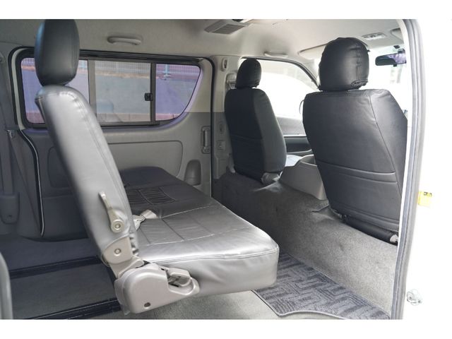 TOYOTA REGIUSACE VAN 4WD 2009 Image 31