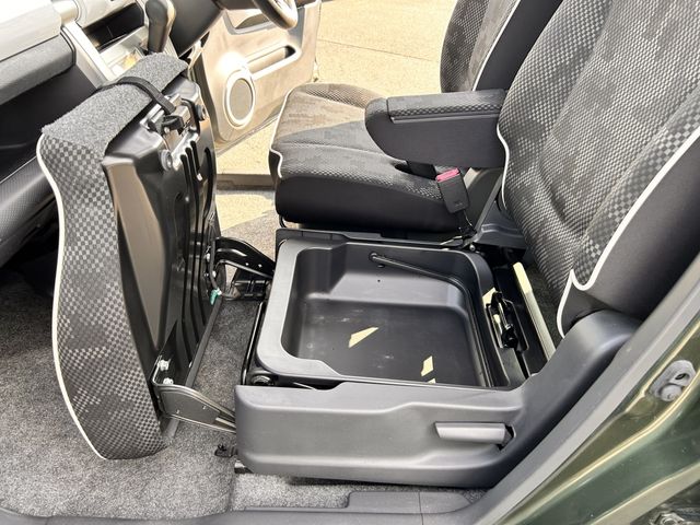 SUZUKI HUSTLER 2016 Image 31