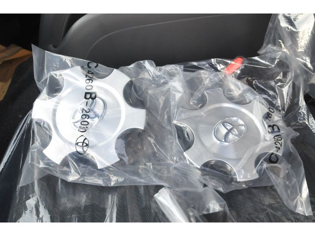 TOYOTA HIACE VAN 4WD 2026 Image 31