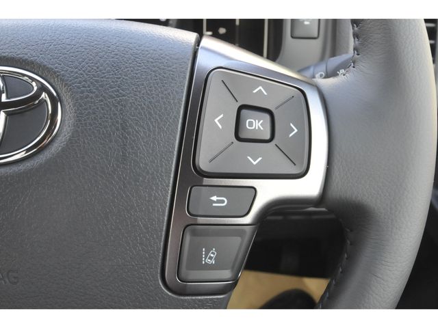 TOYOTA HIACE VAN 4WD 2026 Image 31