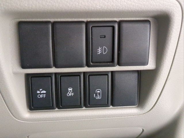 NISSAN NV100 CLIPPER RIO 4W 2018 Image 31