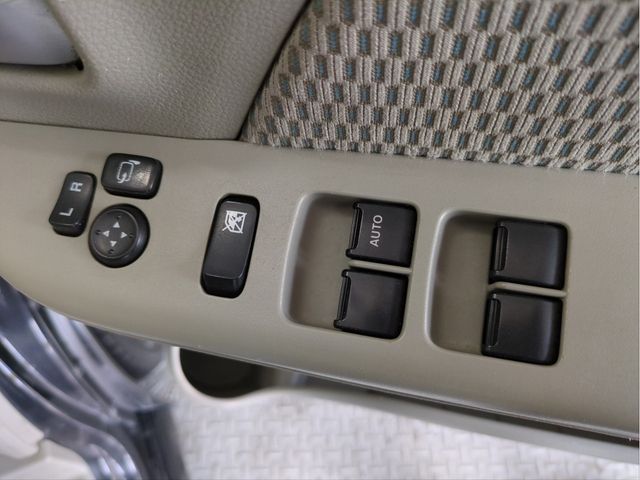 NISSAN NV100 CLIPPER RIO 4W 2018 Image 31