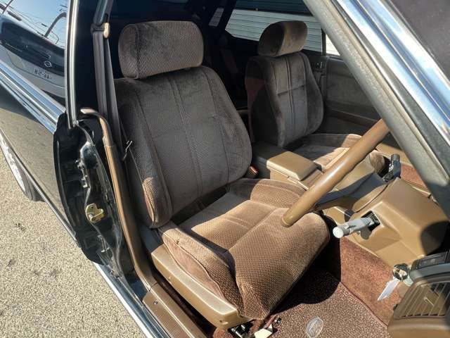 NISSAN GLORIA HARDTOP 1988 Image 31