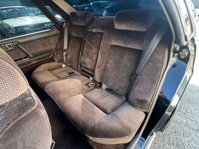 NISSAN GLORIA HARDTOP 1988 Image 31