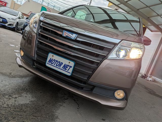 TOYOTA NOAH HYBRID 4WD 2014 Image 31