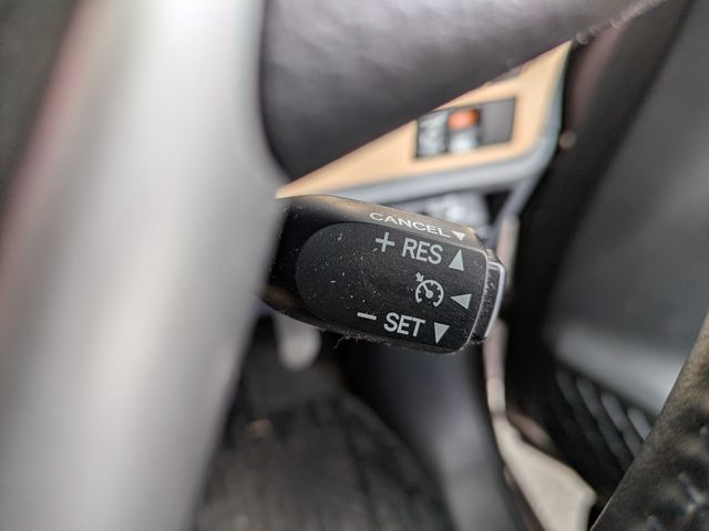 TOYOTA NOAH HYBRID 4WD 2014 Image 31