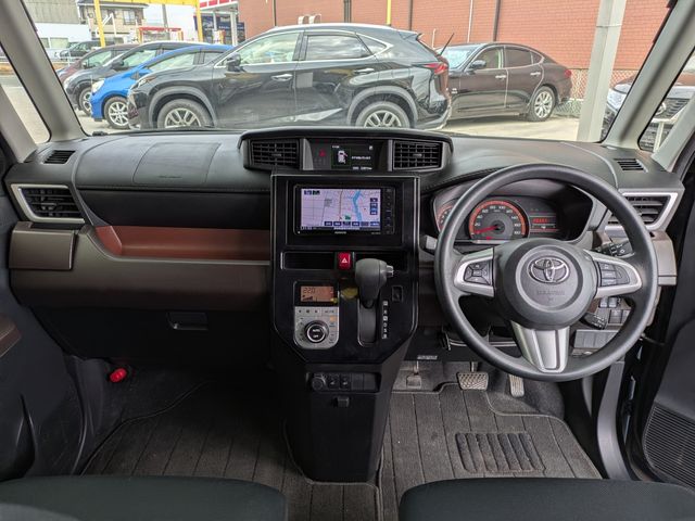 TOYOTA TANK 2017 Image 31