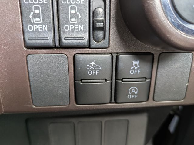 TOYOTA TANK 2017 Image 31