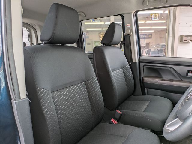 TOYOTA TANK 2017 Image 31