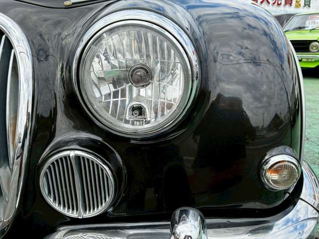 MITSUOKA VIEWT 2012 Image 31