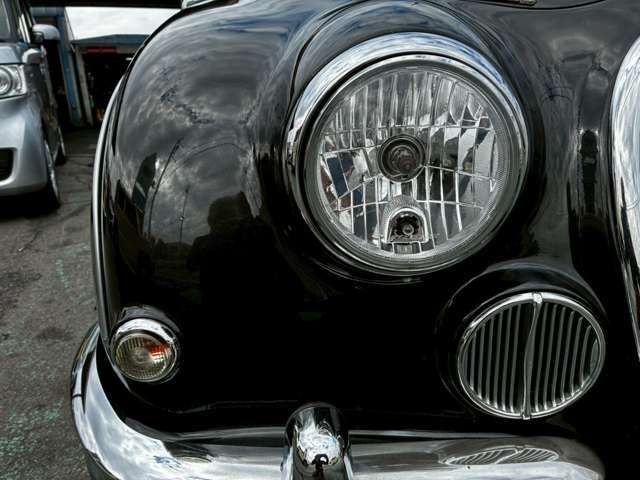 MITSUOKA VIEWT 2012 Image 31