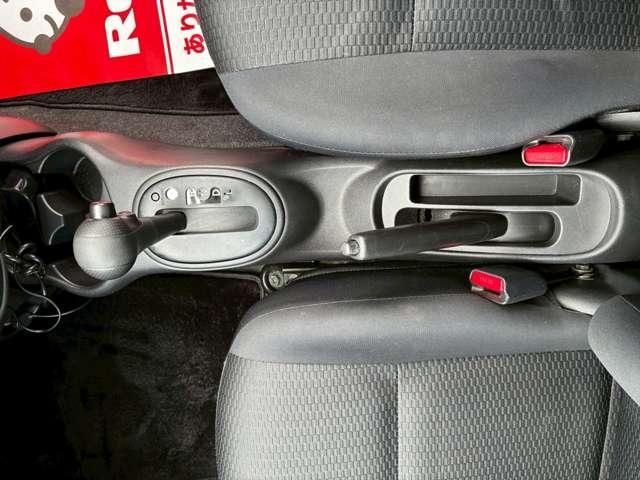 MITSUOKA VIEWT 2012 Image 31