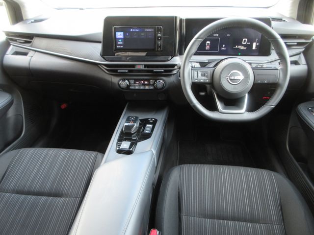 NISSAN NOTE 4WD 2024 Image 31