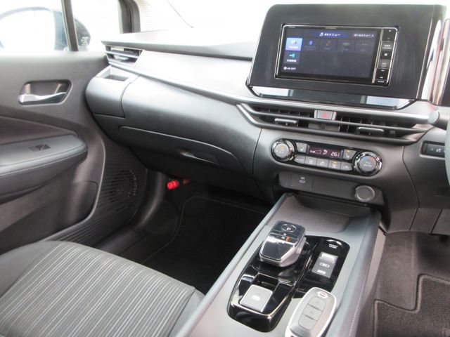 NISSAN NOTE 4WD 2024 Image 31