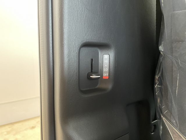 TOYOTA HIACE WAGON 2025 Image 31