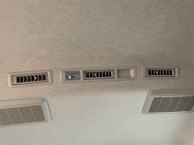 TOYOTA HIACE WAGON 2025 Image 31