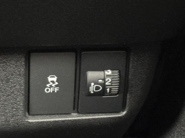 HONDA N BOX CUSTOM 2024 Image 31