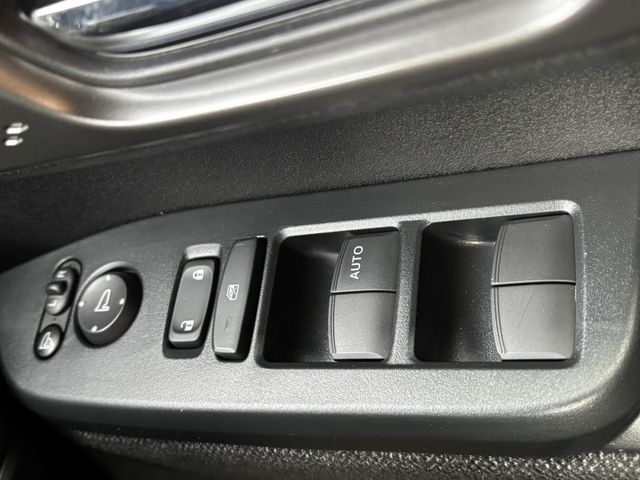 HONDA N BOX CUSTOM 2024 Image 31