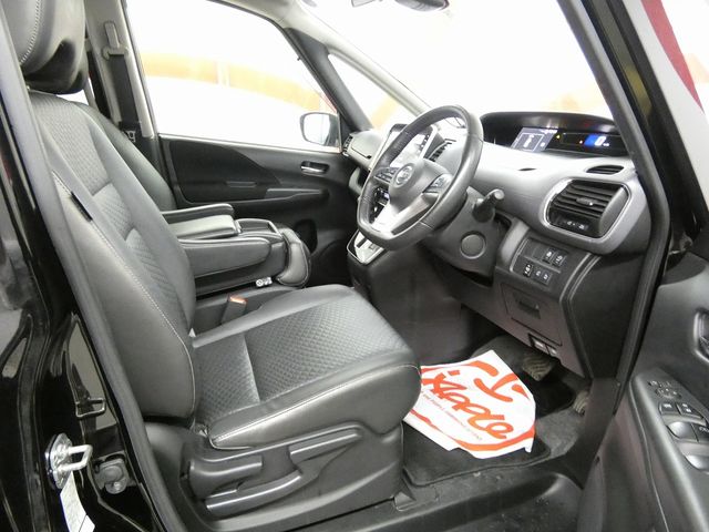 NISSAN SERENA  S-HYBRID 4WD 2020 Image 31