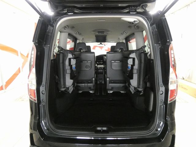 NISSAN SERENA  S-HYBRID 4WD 2020 Image 31