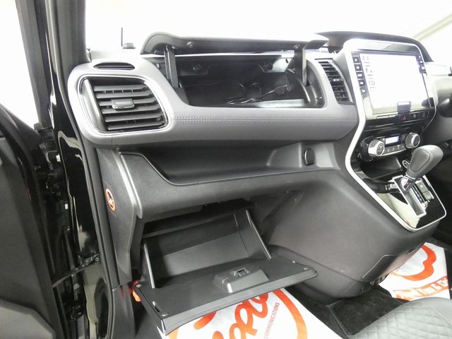 NISSAN SERENA  S-HYBRID 4WD 2020 Image 31