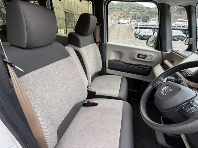 HONDA N BOX 2024 Image 31