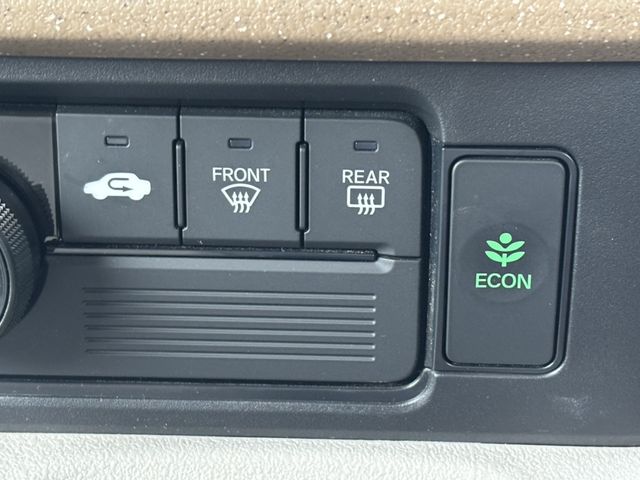 HONDA N BOX 2024 Image 31