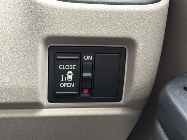 HONDA N BOX 2024 Image 31