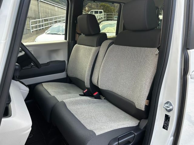 HONDA N BOX 2024 Image 31