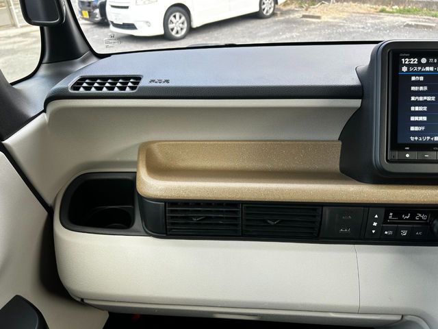 HONDA N BOX 2024 Image 31