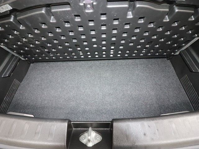 SUZUKI SWIFT 2011 Image 31