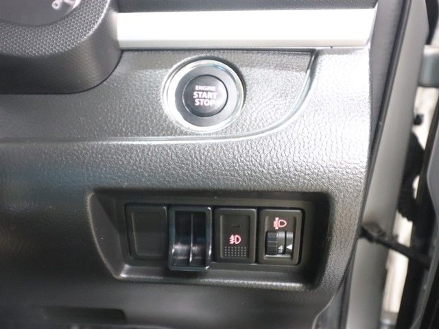 SUZUKI SWIFT 2011 Image 31