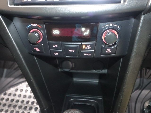 SUZUKI SWIFT 2011 Image 31