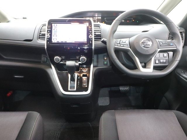 NISSAN SERENA  S-HYBRID 2018 Image 31