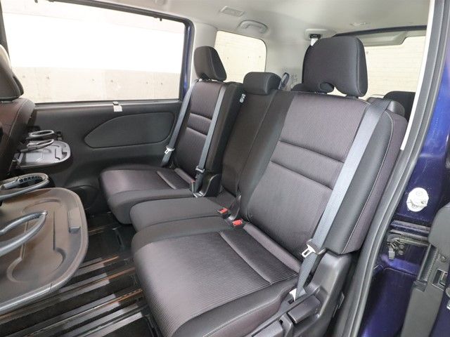 NISSAN SERENA  S-HYBRID 2018 Image 31