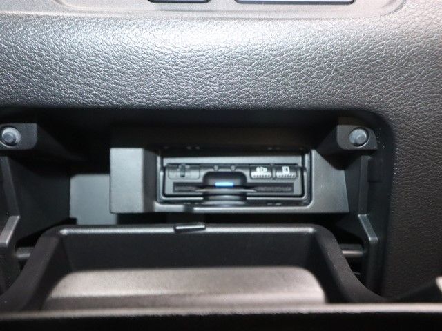 NISSAN SERENA  S-HYBRID 2018 Image 31