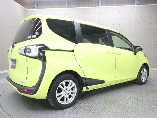 TOYOTA SIENTA 2015 Image 31