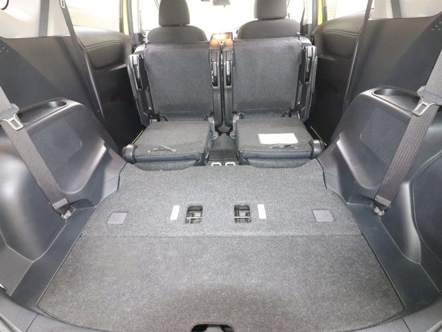 TOYOTA SIENTA 2015 Image 31