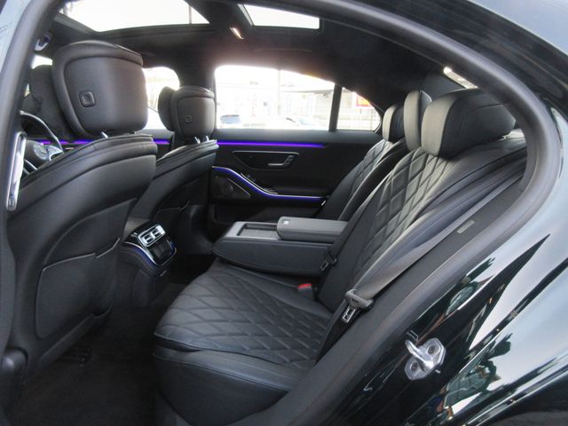 MERCEDES BENZ S CLAS 2025 Image 31