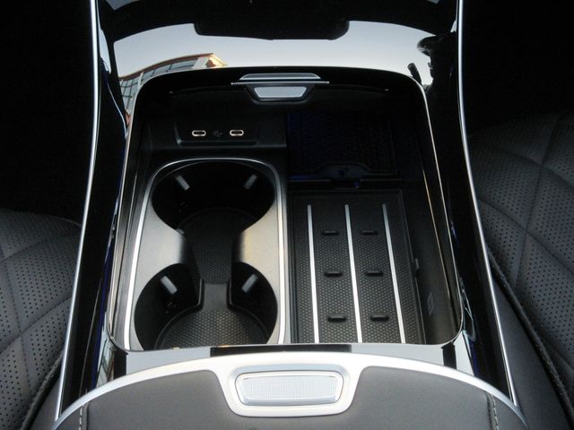 MERCEDES BENZ S CLAS 2025 Image 31