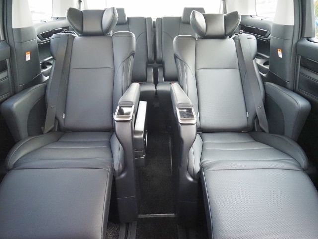 TOYOTA ALPHARD HYBRID 4WD 2023 Image 31